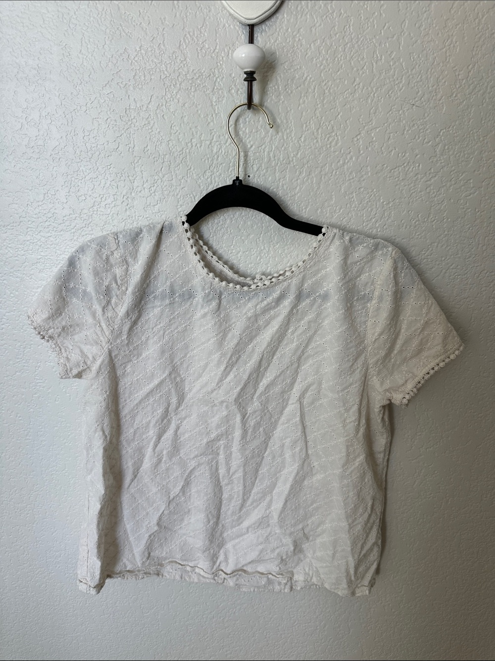 Hollister White Eyelet Short Sleeve Crochet Trim Top